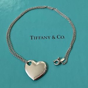 TIFFANY & CO. Vintage Silver (925) Heart Pendant Necklace